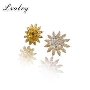 Baroque Bloom Set – 18K Gold Floral Ring & Earrings - Image 9