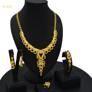 24K Gold Plated Arabic Women's Bridal Jewelry Suit - Image 3