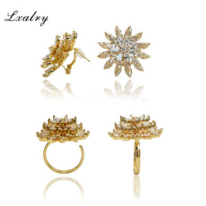 Baroque Bloom Set – 18K Gold Floral Ring & Earrings - Image 1